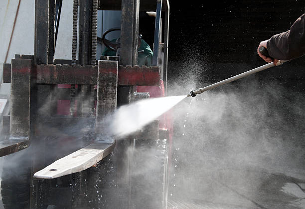 Best Factory Floor Cleaning  in St James, NY